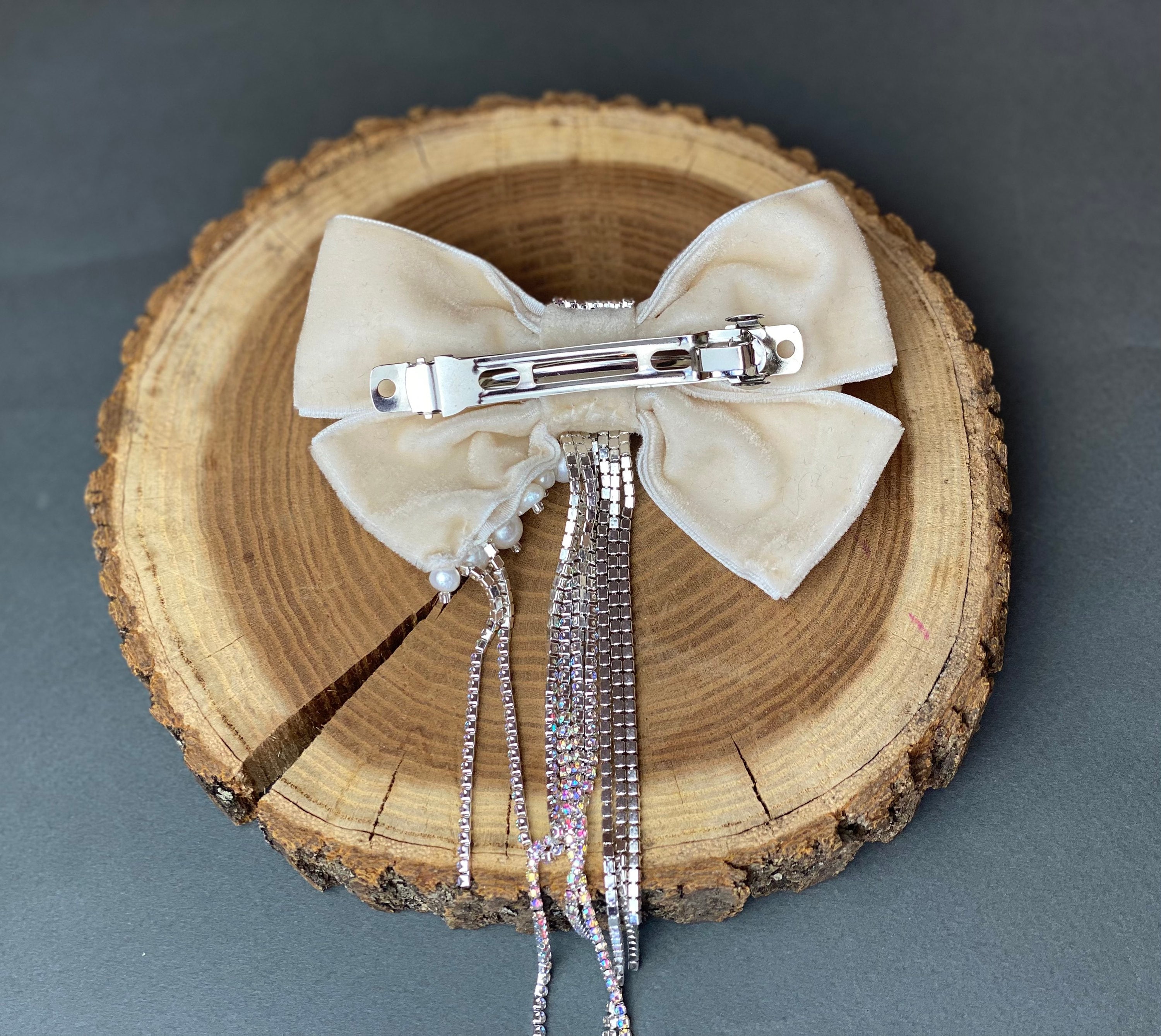 Bridal Hair Bow Wedding Hair Bow Ivory Pearl Bow Bridal Bow Bridal Hair Bow Wedding Hair Bow Ivory Pearl Bow Bridal Bow