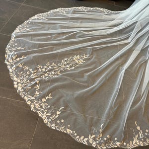 Veil glitter wedding glitter bridal veil sparkle veil tulle with glitter veil leaf flower veil cathedral long veil ivory white veil wedding