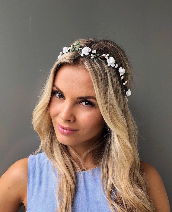 Bridesmaid floral headdresses deals