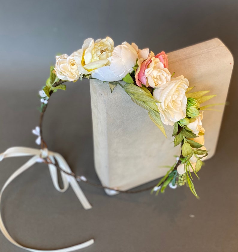 White blush wedding bouquet bridal bouquet of flowers bridesmaids bouquet wedding flowers boho fall wedding bride bouquet for weddings