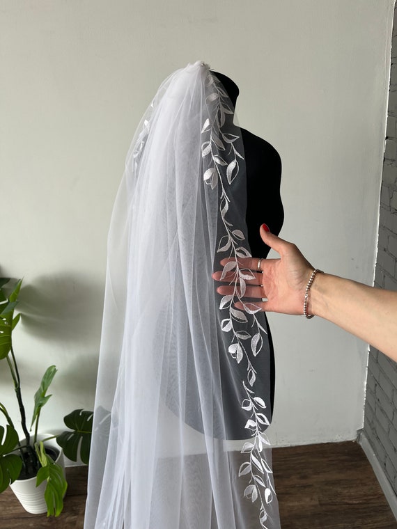 Leaf Embroidery Wedding Veil - Ivory Lace Cathedral or  display picture 3