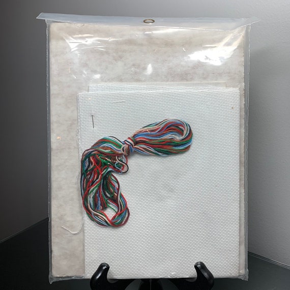 Wee Winsomes I Did It Myself Make a Christmas Memory Counted Cross Stitch #3005 DMC