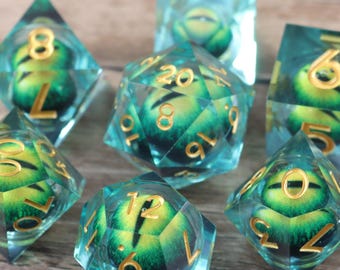 Green Dragon Eye-tärningar, handgjorda tärningar med skarp kant och harts för DnD, RPG, bordsspel, DND-spelarens gåva, D20-tärningsset, flytande kärntärningsset
