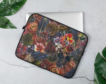 “Dark Academia” Laptop Sleeve