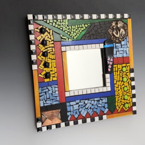 Mosaik Wandspiegel-Handmade Geschenk-Spiegel Wandbehang-Kleines Mosaik-Architektonisches Design-Dekorative-Unikat-Einzigartiges Art Piece