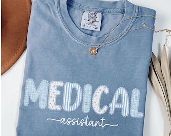 Komfortfarben Arzthelferin Shirt, Floral Nurse Studenten Grad Geschenk, Gesundheit Worker Wertschätzung T-Shirt, LVN, RN, Krankenschwester, Medizinstudierender