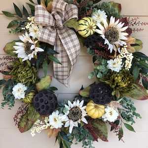 Farmhouse Fall Sunflower Wreath, Neutral Fall Wreath, Cream Sunflower-Pumpkin Wreath, Rustic Fall Wreath, Autumn Wreath, Fall Door Decor