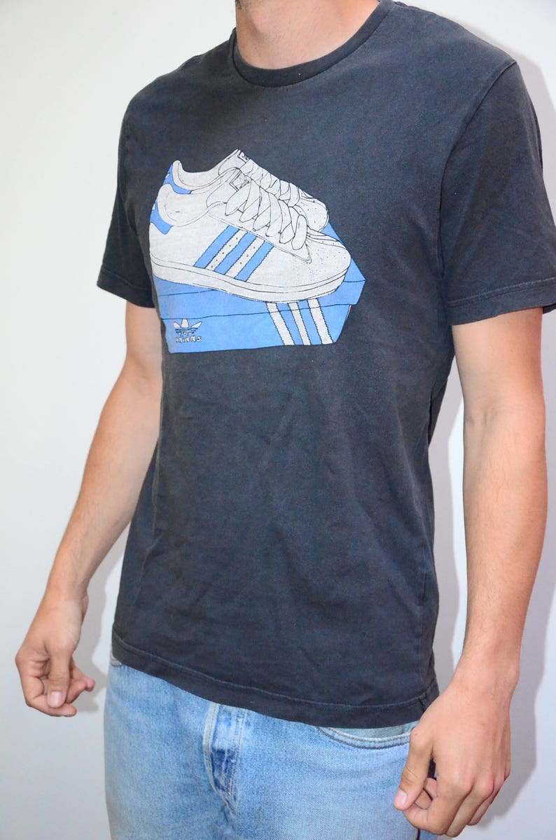 t shirt adidas superstar