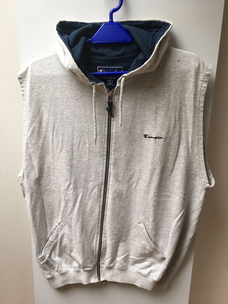 champion sleeveless jacket