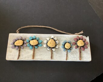 Stone Daisy sign