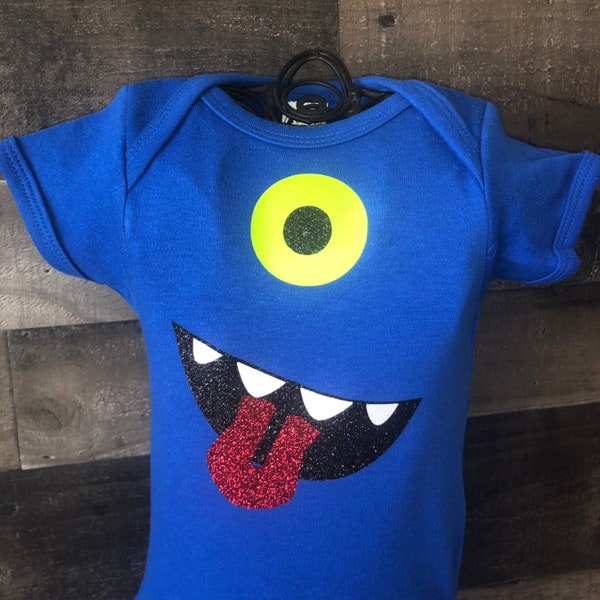 New Design Inspired by Ugly Dolls includes Shirt and a Slick Dog headband Ready tO SHip