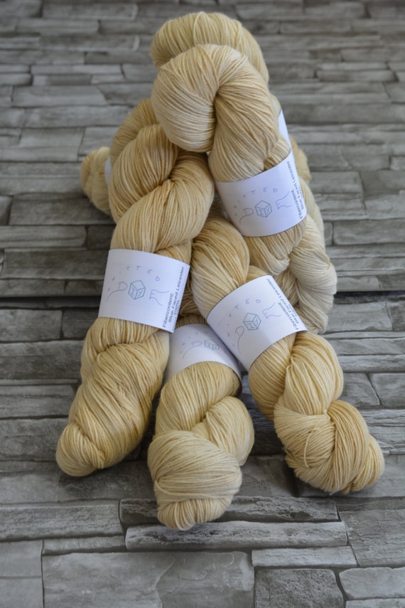 soft & hard-wearing pure BFL sock yarn