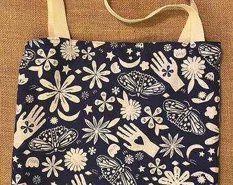 La Mano Milagro/ Miracle Hand Print Tote Bag