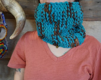Mallard Wood-Loom Knit Neck Gator-Complete with Faux Leather Logo Tag