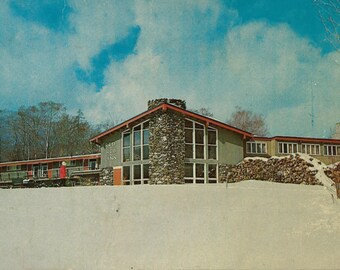 Killington Postcard, Red Rob Inn, Skiing, Ski Resort, 1960’s, Vermont