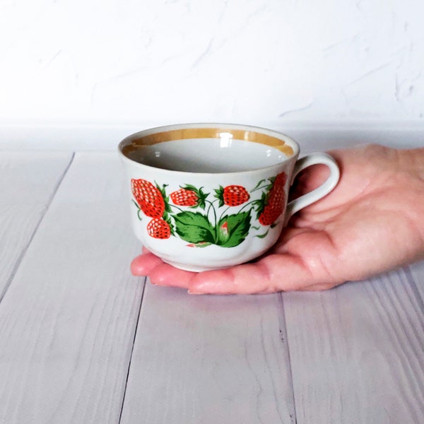 Alte Kaffeetasse Erdbeer Fayencetasse Rotes Porzellan Geschirr Udssr