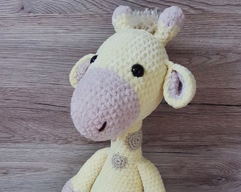 Cute amigurumi crochet George the Giraffe plush toy pattern PDF  (English)