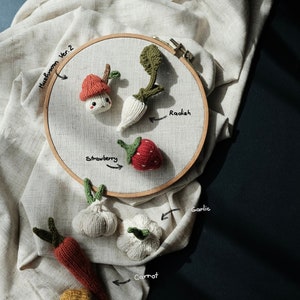 Knitting pattern: Garlic, strawberry, radish,carrot, mushroom.