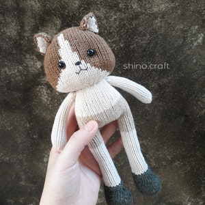 Pdf knitting pattern : Nara and Bora, Kittens body, instant download.