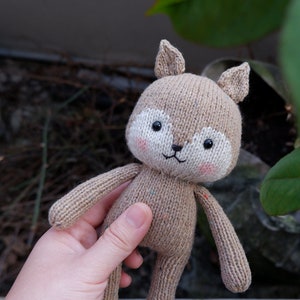 Knitting pattern: Aki the little squirrel. image 1