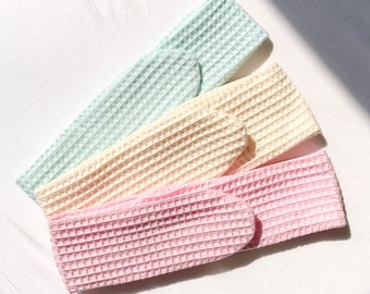 Headband in off-white honeycomb cotton with velcro