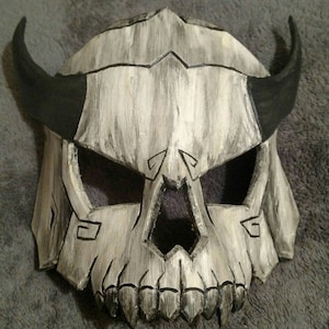 Máscara de calavera de demonio