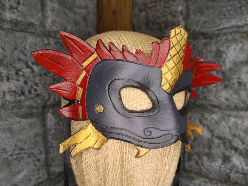 Máscara de Quetzalcóatl Oscuro Etsy México