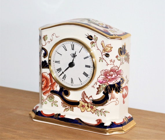 MASON’S メイソンズ 置時計 マンダレイ レッド ビンテージ 置物 Vintage Masons Ironstone Mantel Clock: Mandalay Blue, Gold Gilt