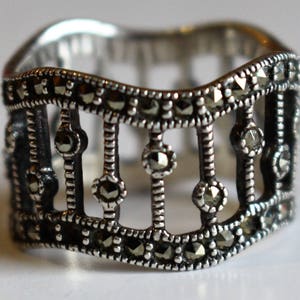 Vintage Turkish Middle Eastern 925 Solid Silver & Gemstone Ring - Tear Drop Cage Style - Semi Precious Gemstone Encrusted