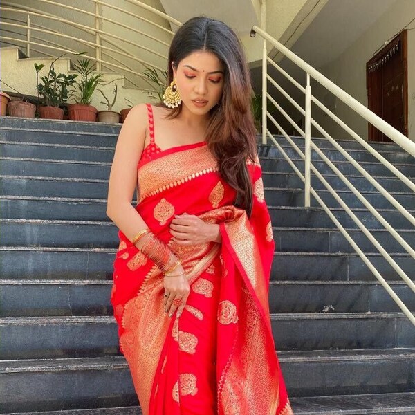 Rouge Colore Kanchipuram Doux Lichi Soie Saree Audacieux Et Beau Saree Avec Tissage Travail Soie Saree Exclusif Vêtements De Mariage Indien Sari