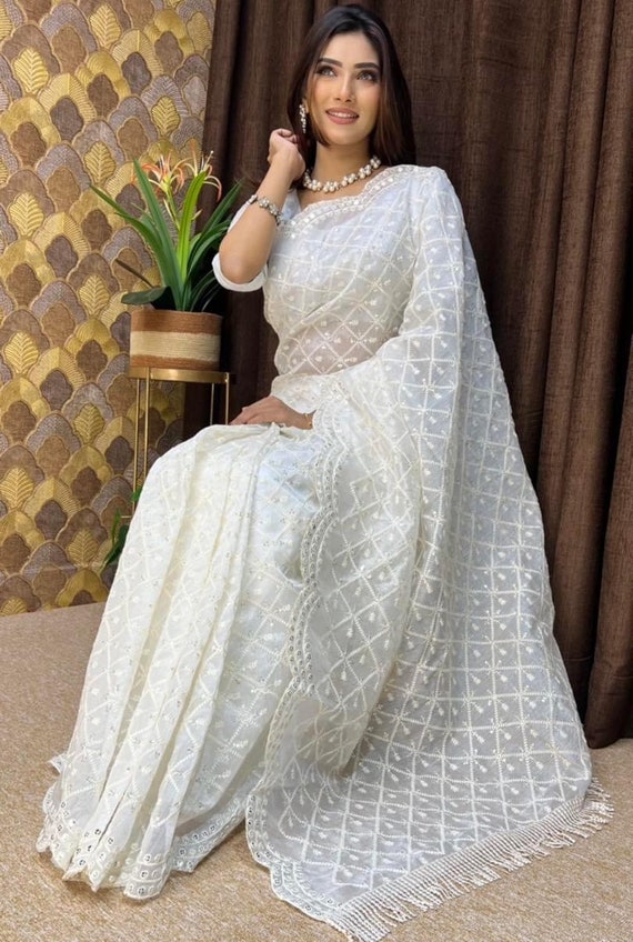 Buy White Color Hand Embroidered Work Lucknowi Chikankari Saree (With Blouse  - georgette) MC251607 | www.maanacreation.com