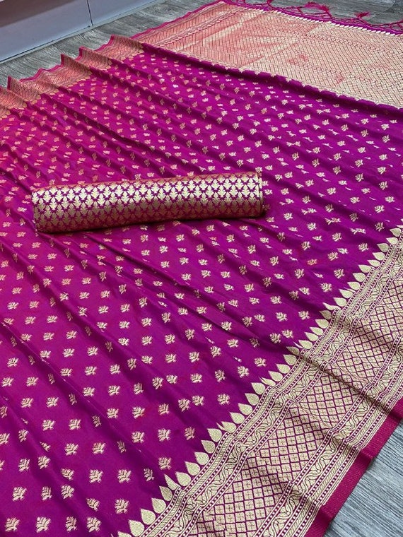 Cream & Rani Pink Color Pure Kancheepuram Silk Saree