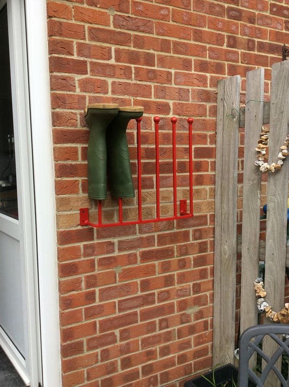 wall mounted welly rack