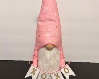 XOXO Banner Gnome