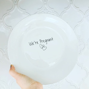 Pregnancy announcements, Baby Announcement plate, custom, Unique Pregnancy announcement, We're Pregnant gifts, New Grandma Gift, aunt gift