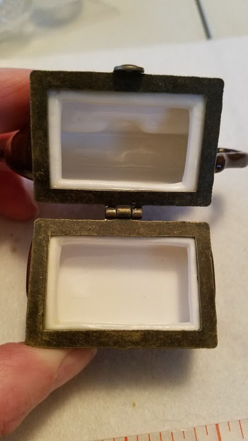 Vintage Shudehill hinged piano box
