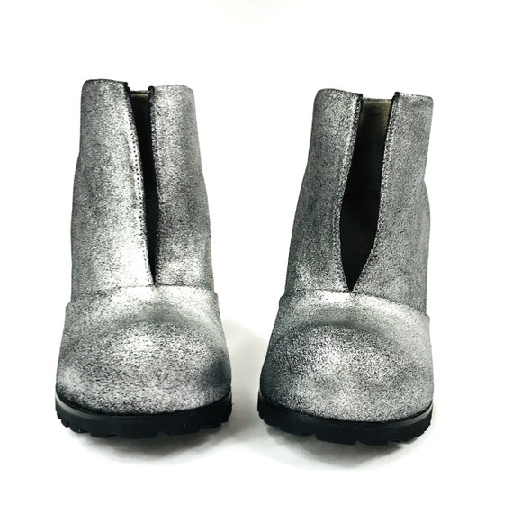 Moon Booties - image 7