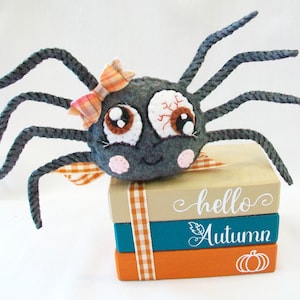 FELT SPIDER - Halloween Tiered Tray Spider - Fall Decoration - Autumn Farmhouse Decor - Spider Shelf Sitter - Fall Thanksgiving Plush Spider