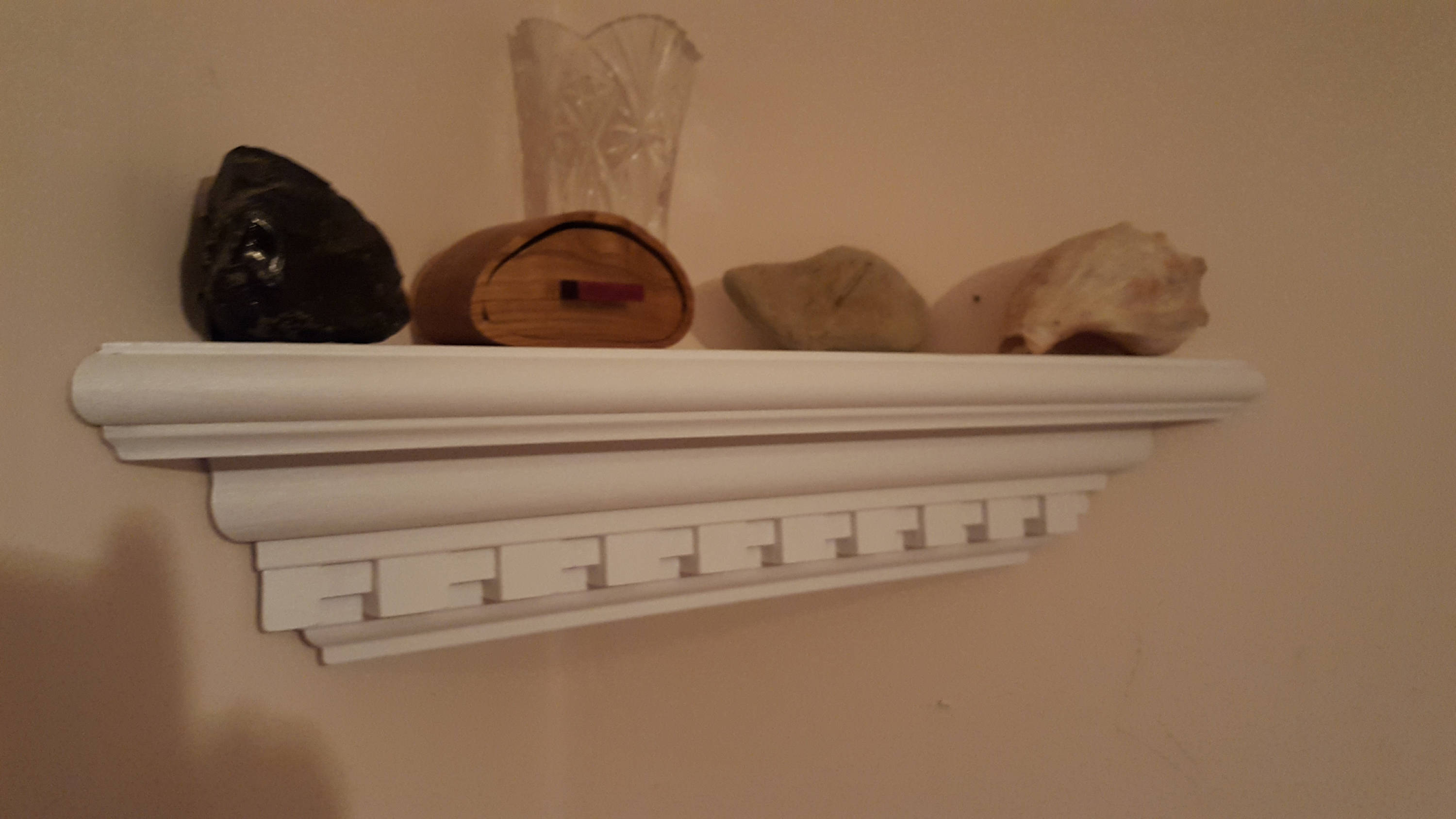 Crown molding corner shelf with dental detail in white