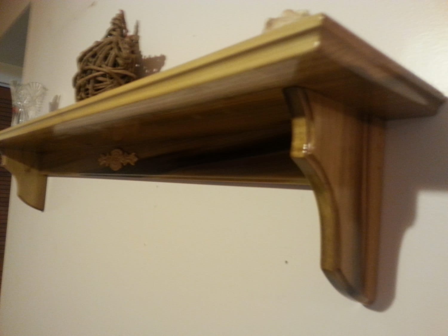 Shelf made from poplar