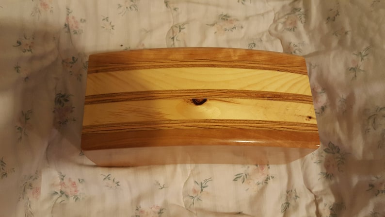 Bandsaw box made from cherry, pine,and plywood zdjęcie 10