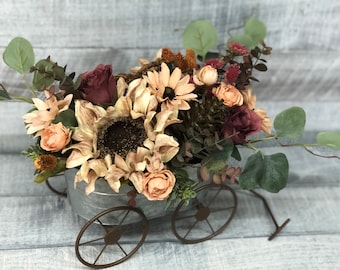 Fall Flower Wagon Centerpiece, Rustic Centerpiece, Sunflower Table Runner, Thanksgiving Centerpiece, Galvanized Floral Table Arrangement
