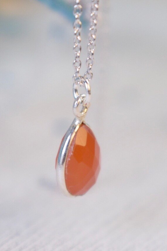 URONE Collana Ciliegia In Argento Sterling 925 – Ciondolo Corniola A Forma Di Ciliegia – Gioiello Donna Romantico, Senza Pietre Preziose