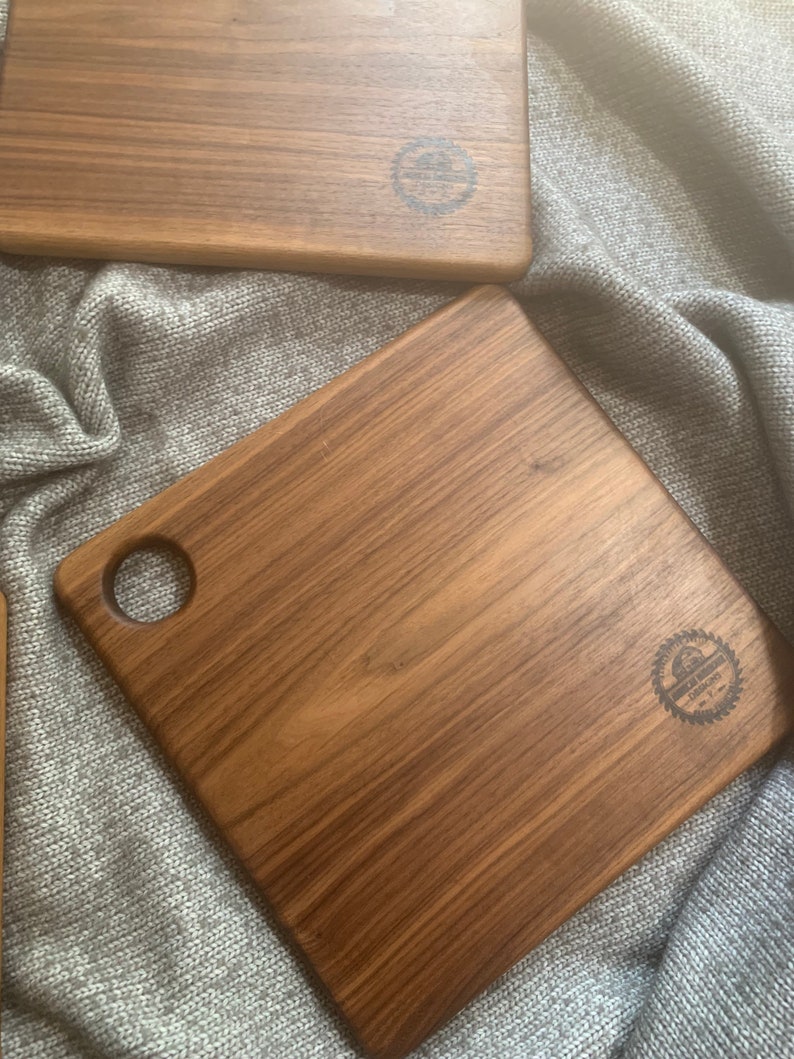 AmericanFarmhouseDes Charcuterie Board