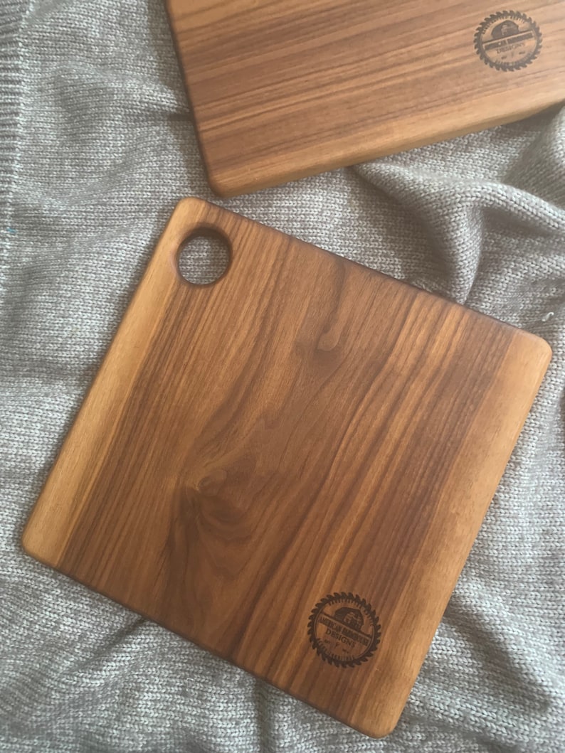AmericanFarmhouseDes Charcuterie Board - Thumbnail 3