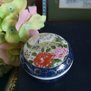 Vintage Round Peacock Floral Porcelain Trinket Box Ring Box