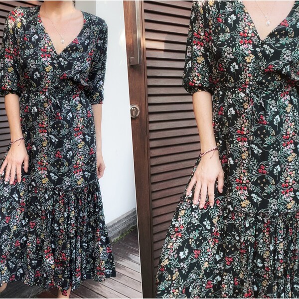 Boho Winter Dress flower Print Black with Flounce Hem & long 3/4 Sleeves, feminine Office Dress flounce Every day, Fit and Flare Calf Length