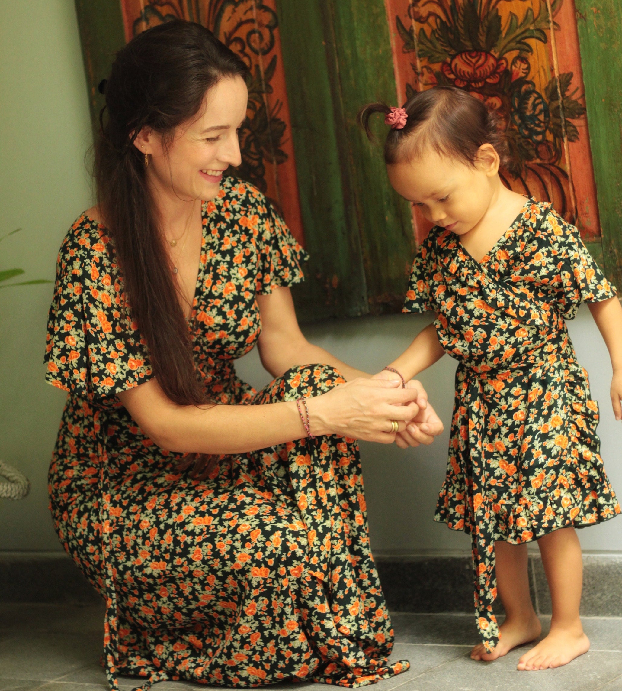 Robe D'été Sans Manches Papillon Imports - Motif Fleuri Vert Et Orange - Taille S - Occasion Comme Neuve