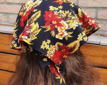 Boho triangle Head scarf Floral Black, Kerchief bandana, Sun Head Protection Beach, Hairband Hippie Accessories vintage 70s head wrap