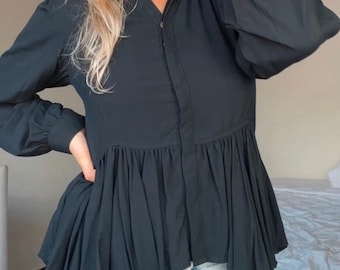 Elegant black blouse with peplum, long-sleeved flounce blouse, ruffled hem, concealed button placket, peplum blouse, party size XS/S